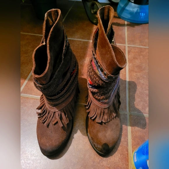 Jessica Simpson Shoes - Cowgirl booties!!
